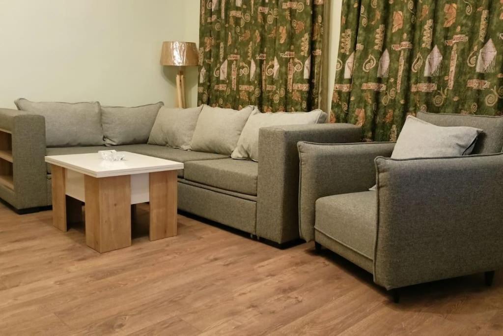 Appartamento Flat 22 Tbilisi Esterno foto