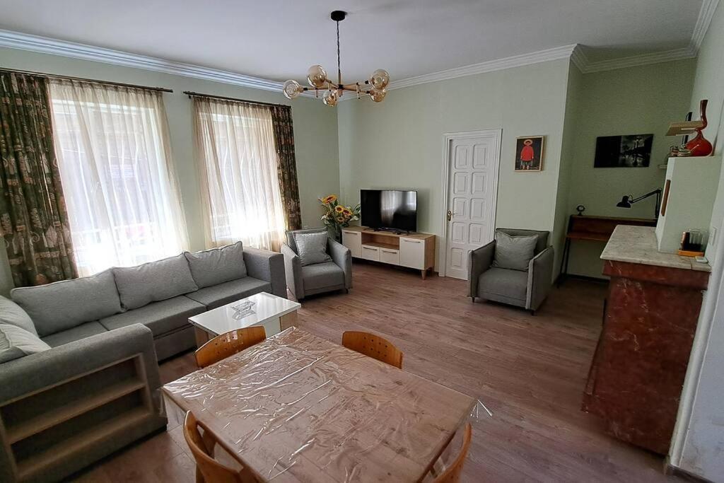 Appartamento Flat 22 Tbilisi Esterno foto